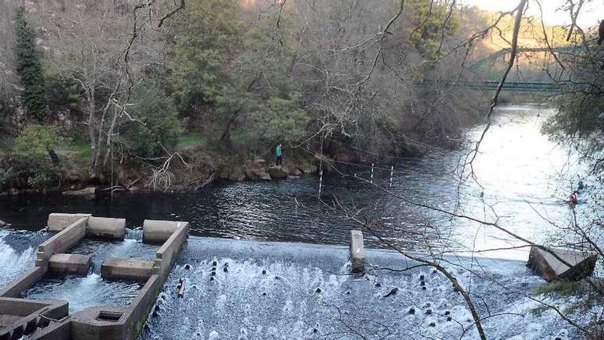 Presa del Lérez en Monte Porreiro. // Rafa Vázquez