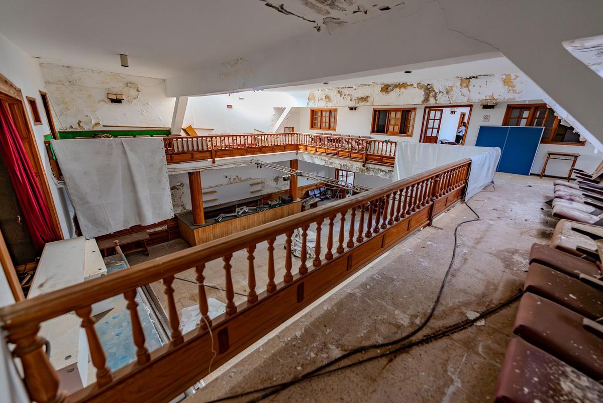 Interior del Nuevo Casino, de Valleseco.