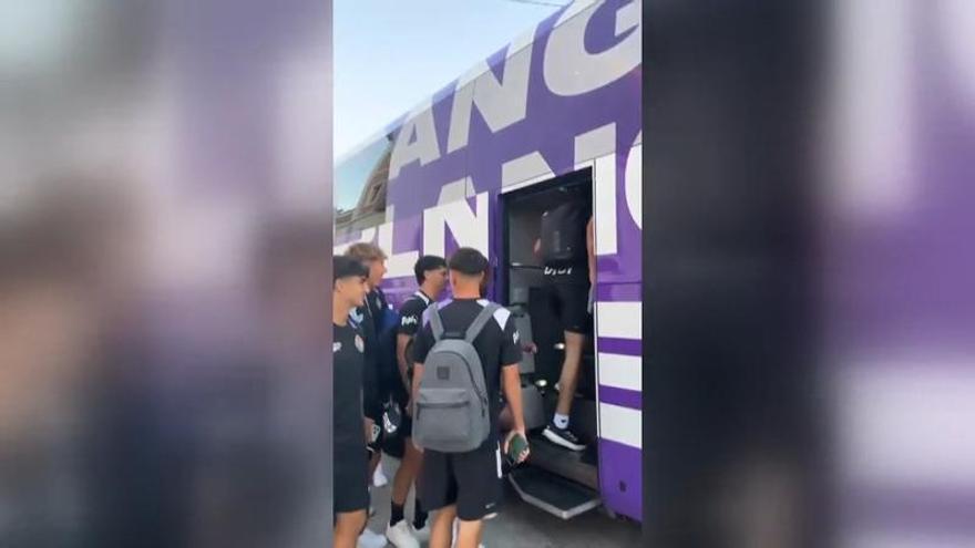 CRISIS MIGRATORIA | Encuentran a un menor escondido en el autobús del Real Valladolid tras el partido en Ceuta