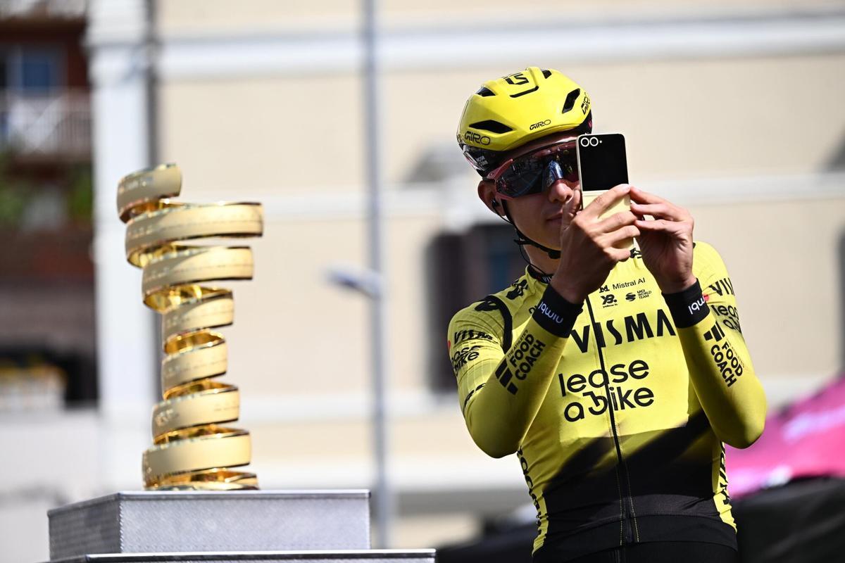 La etapa 7 del Giro de Italia 2026. La etapa 7 del Giro de Italia 2026.