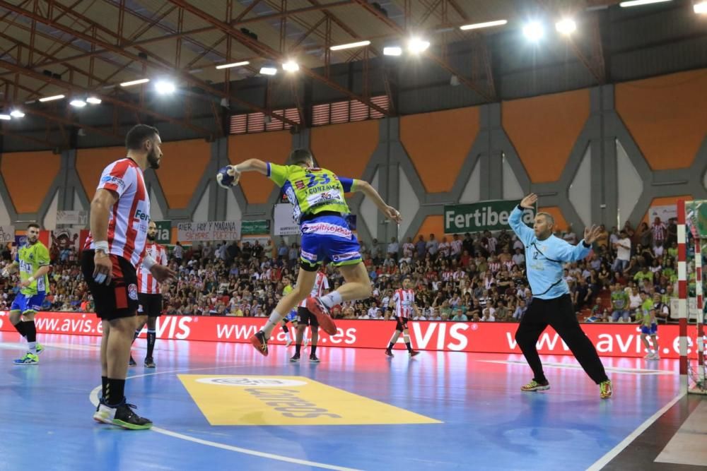 Las mejores imágenes del Balonmano Zamora - Puerto Sagunto