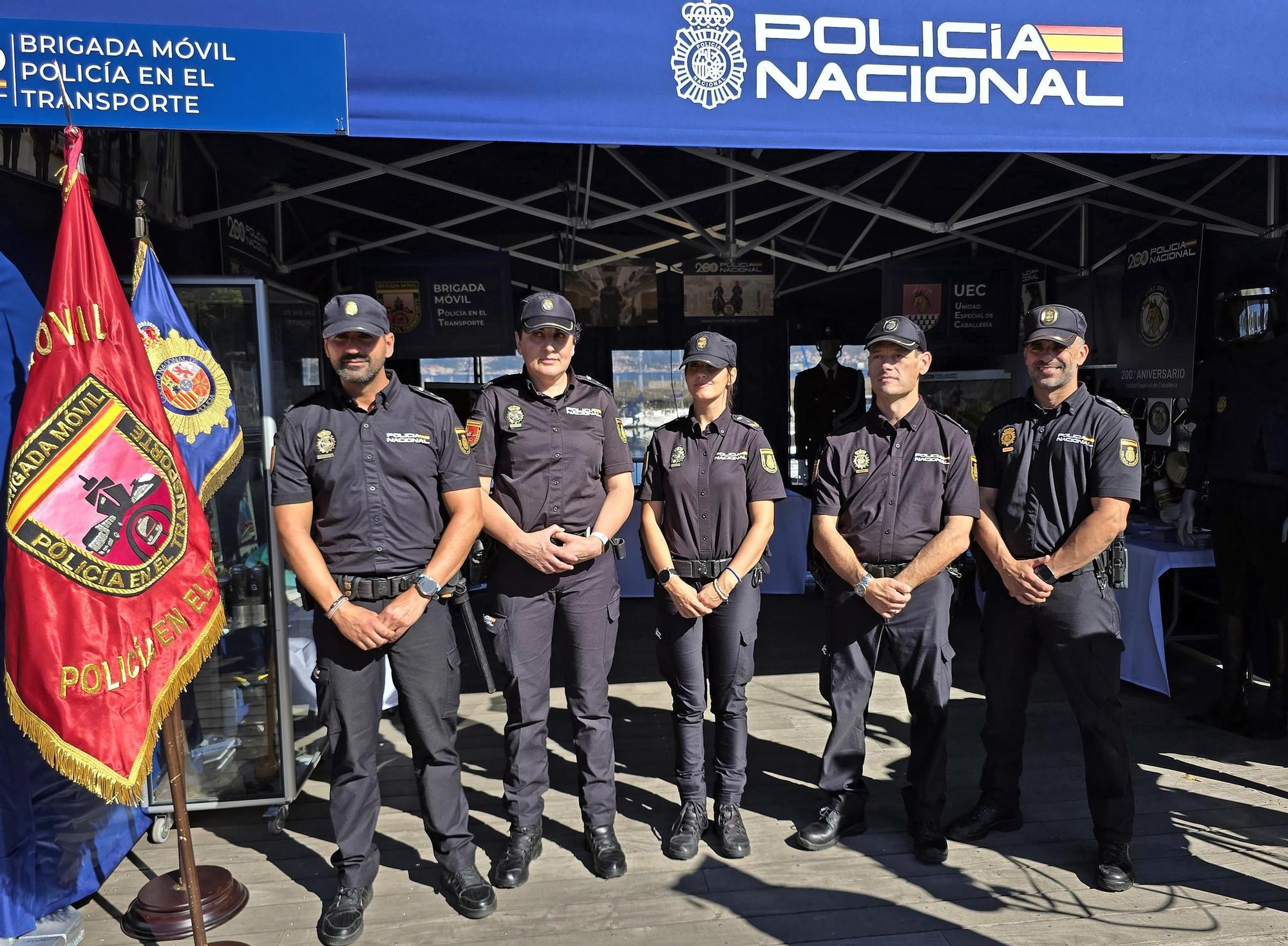 Vigo inaugura con la "Exposición de Medios" las celebraciones del Día de la Policía Nacional