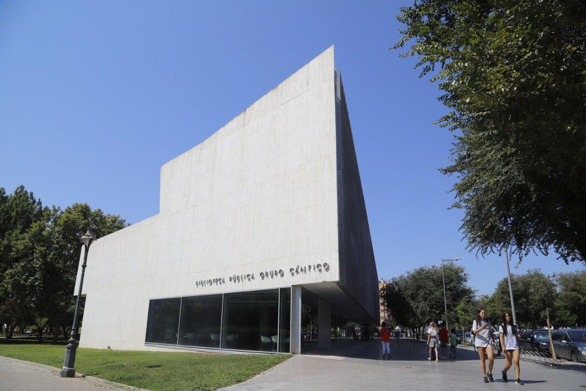 Biblioteca Grupo Cántico.