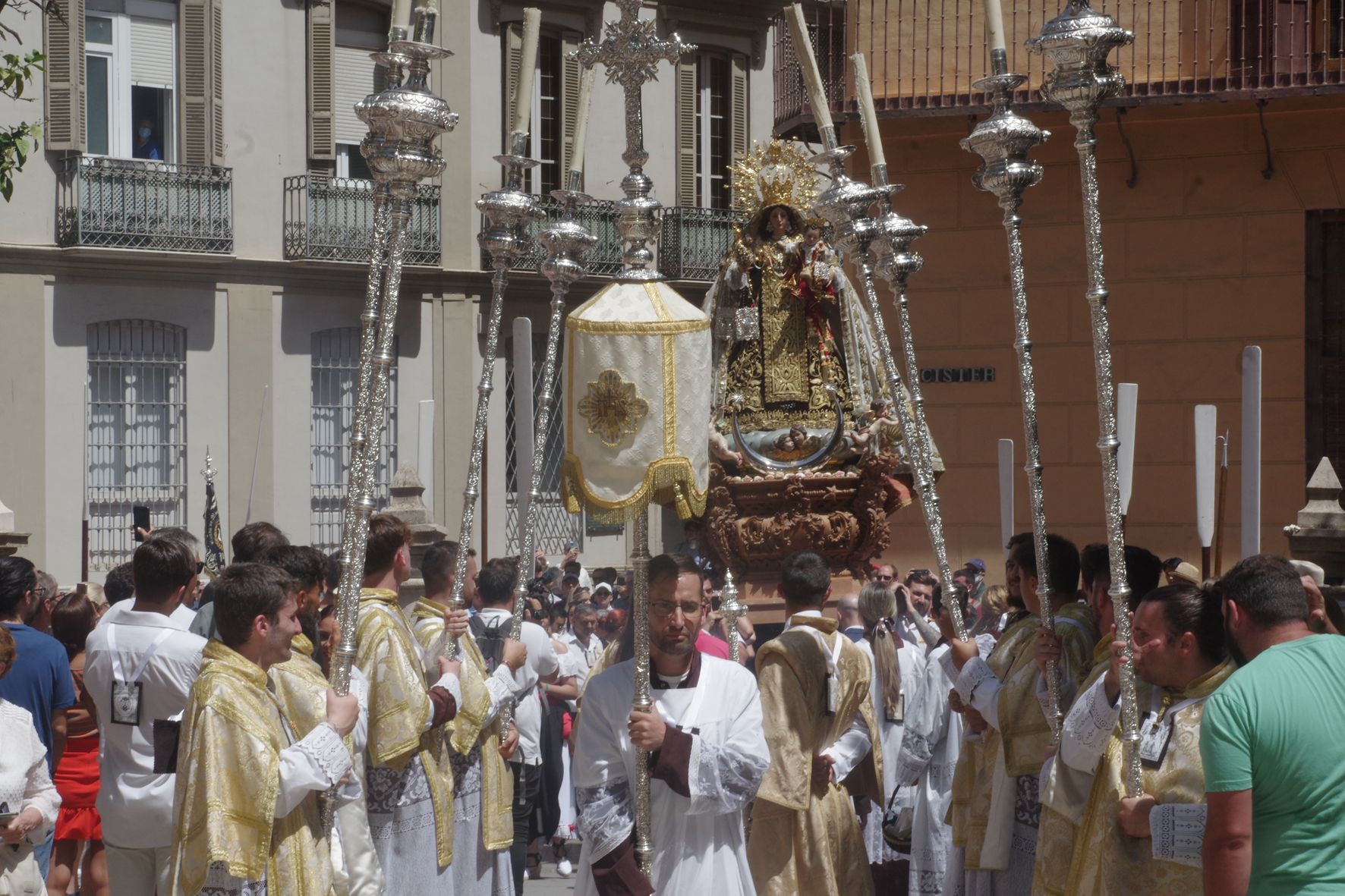 Traslado de regreso a la Catedral de la Virgen del Carmen del Perchel