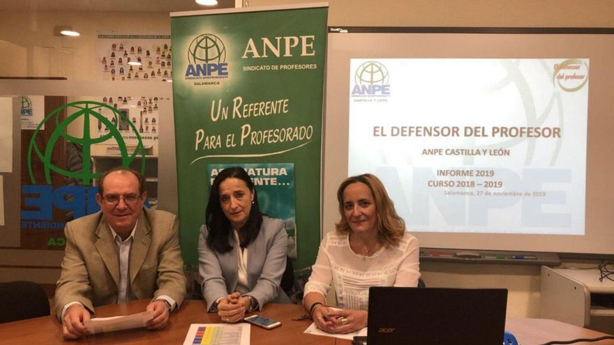 Siete docentes zamoranos presentan denuncias ante el Defensor del Profesor: ¿por qué?