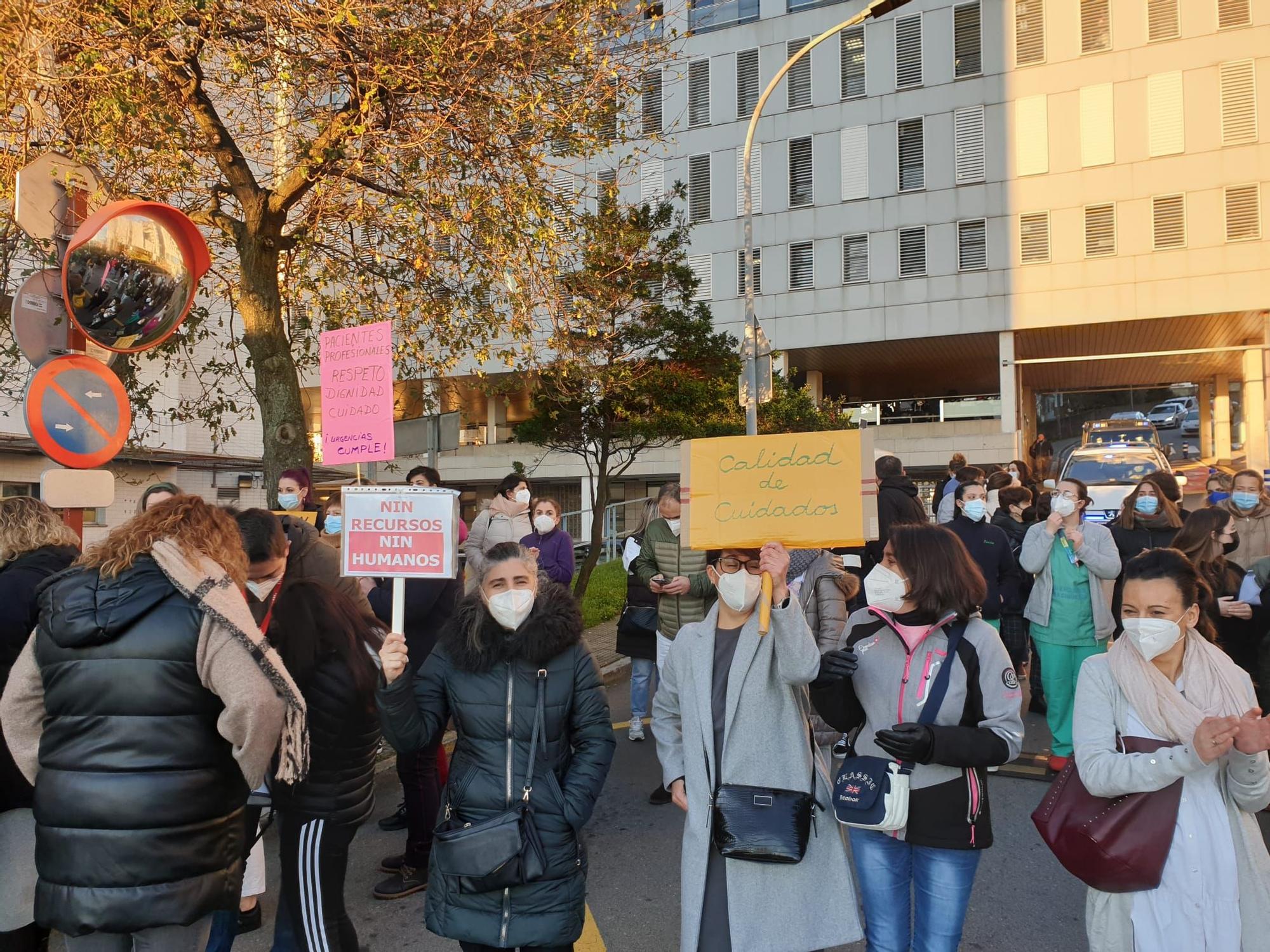 Trabajadores de Urgencias del Hospital de A Coruña denuncian la saturación del servicio