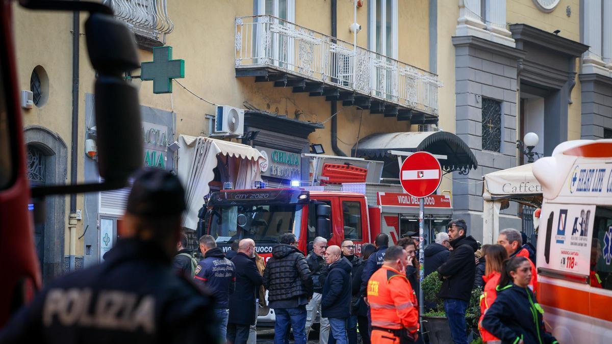 El histórico Teatro Sannazaro sufre graves daños por un incendio en el centro de Nápoles