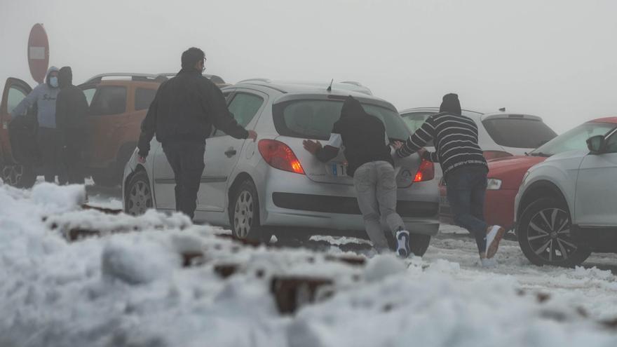 Los mecánicos explican cuáles son las partes del coche que más se estropean en invierno