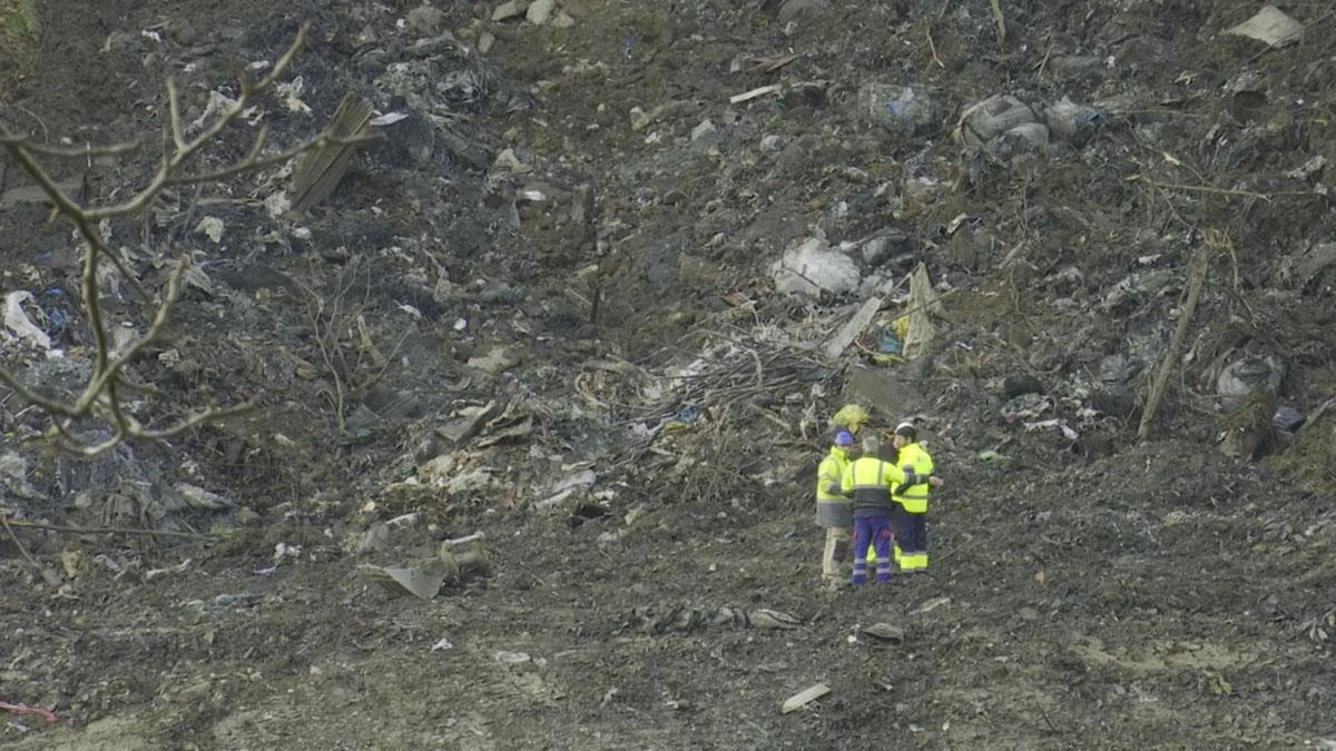 Derrumbe en el vertedero de Zaldibar (Bizkaia) y en la autopista