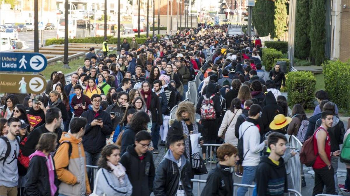 Colas para acceder al Salón del Manga de Barcelona 2018.