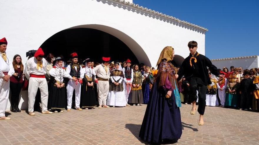 Fiestas en Ibiza: Flower, Movida y años 2000 para celebrar las Fiestas de Sant Josep