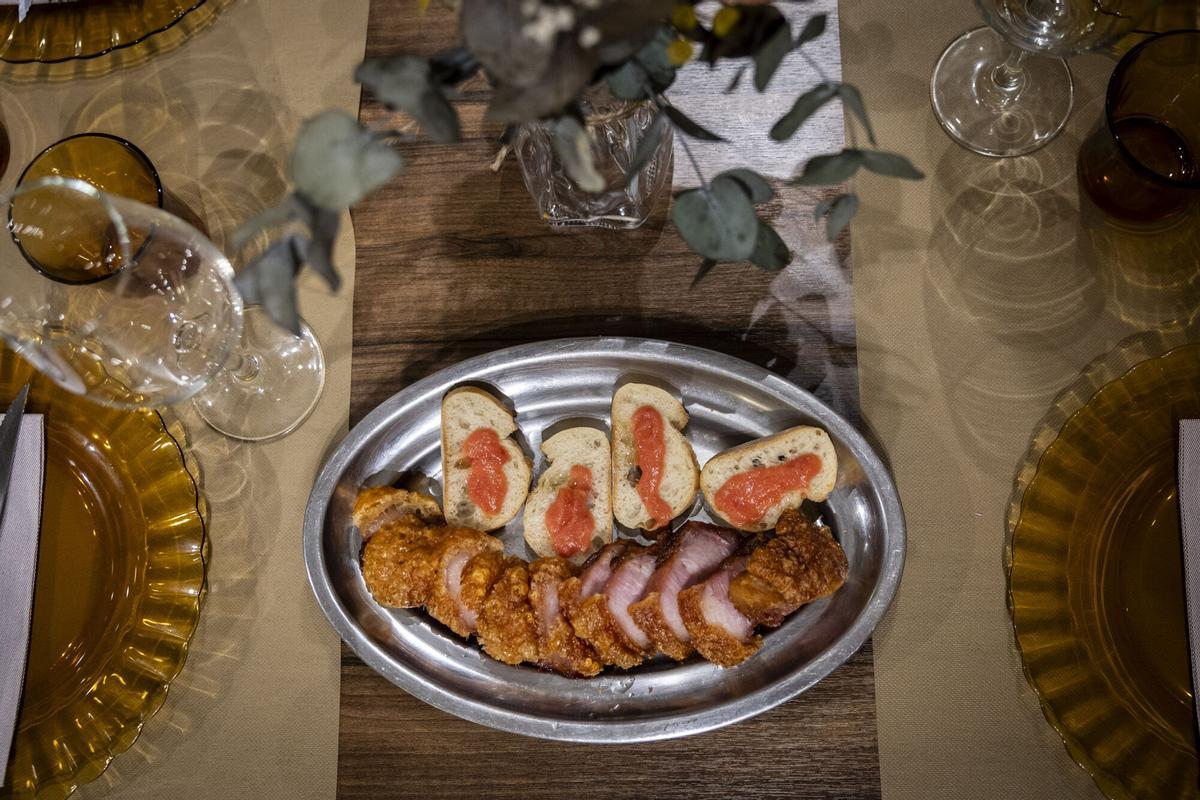 El Picadillo, el clásico bar de Zaragoza compite este año por tener el mejor torrezno del mundo