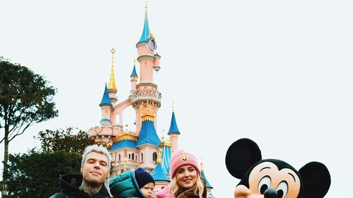 Chiara y su familia en Disney