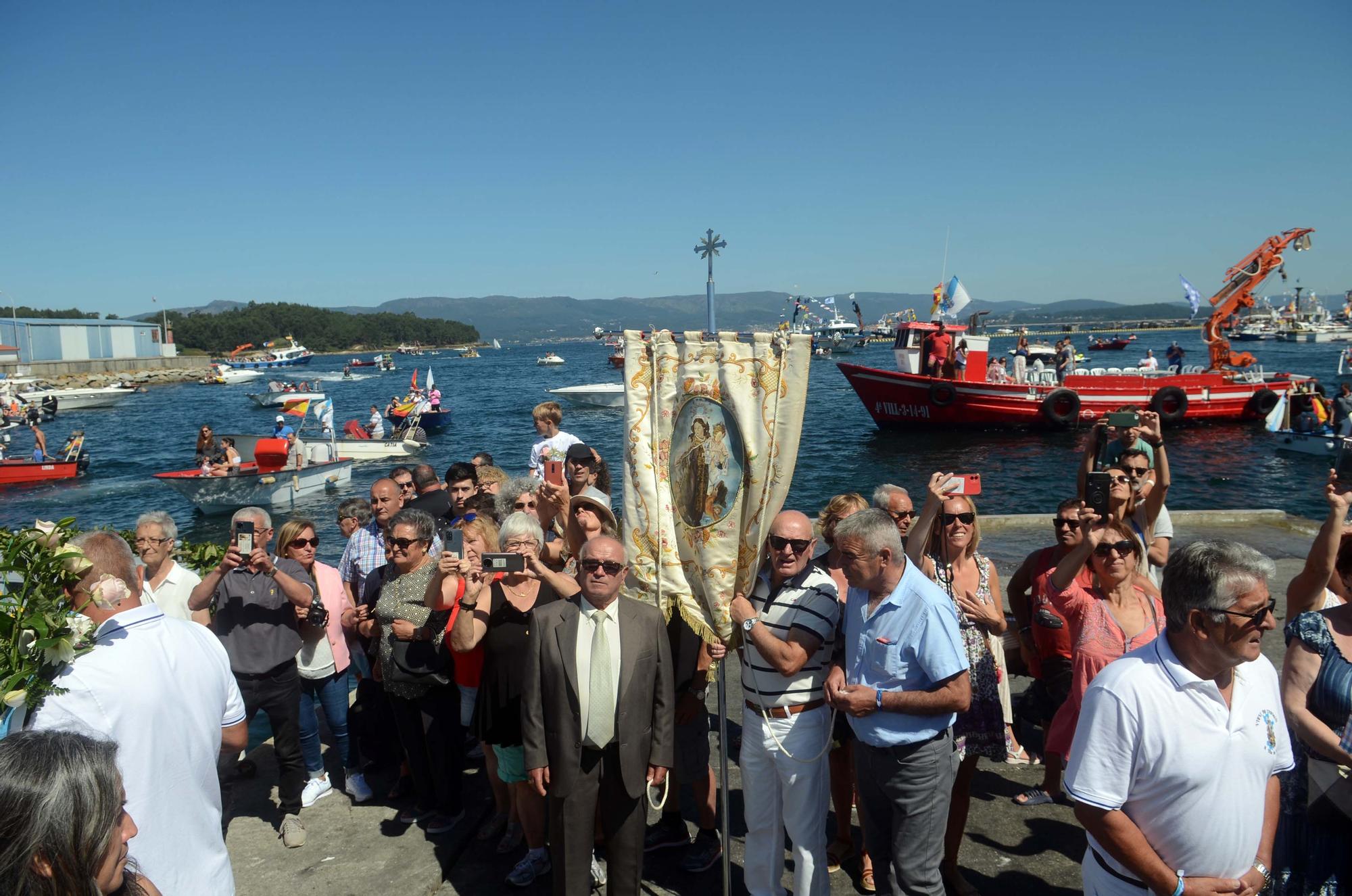 A Illa presume de fiestas del Carmen