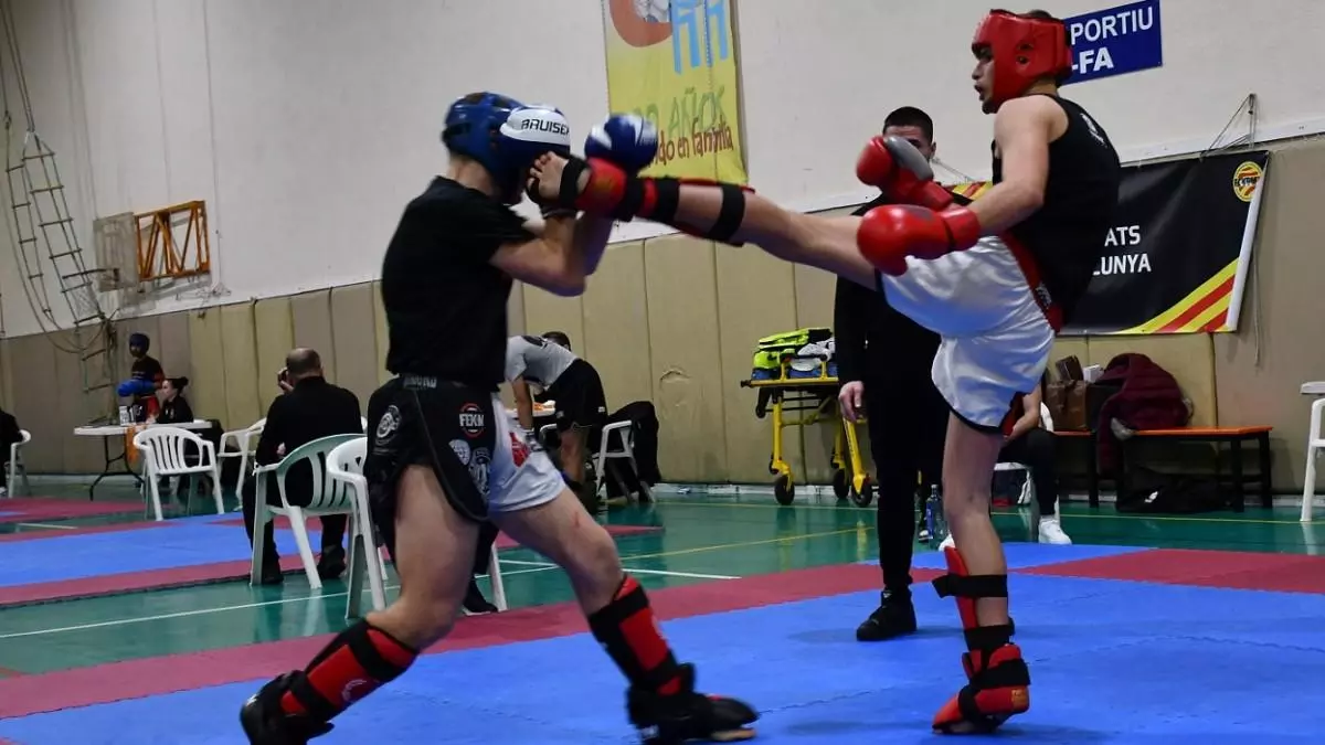 Emoci車 i alt nivell als Campionats de Catalunya de Kick Boxing Light