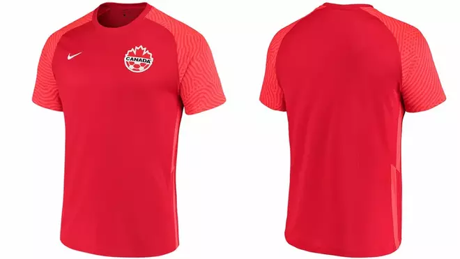 Canadá (local): Canadá no tiene camiseta especial para el Mundial pese a no ir desde hace 36 años y usa la que ya tenía en 2021