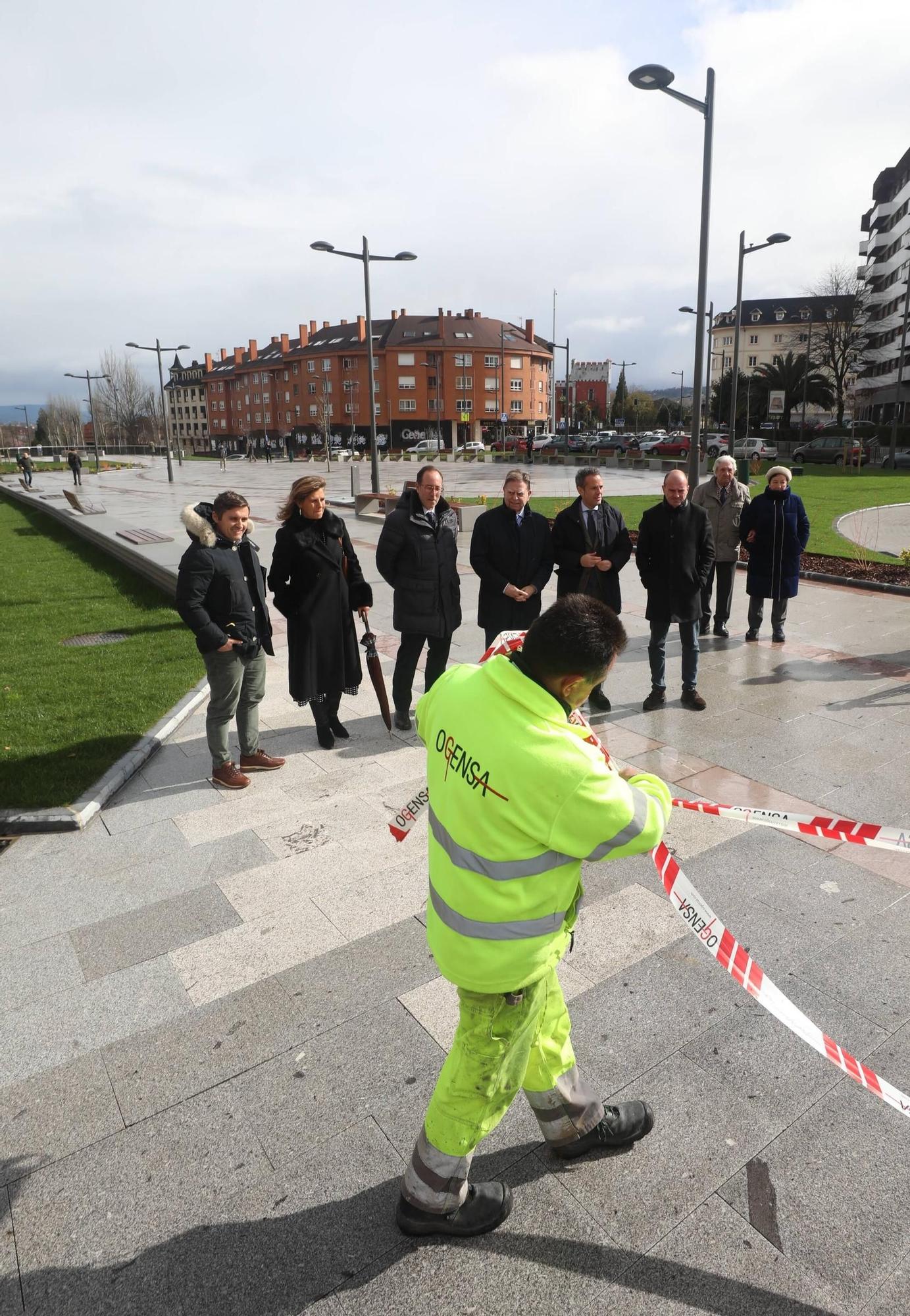 EN IMÁGENES: La nueva plaza de la Cruz Roja de Oviedo ya está abierta al público