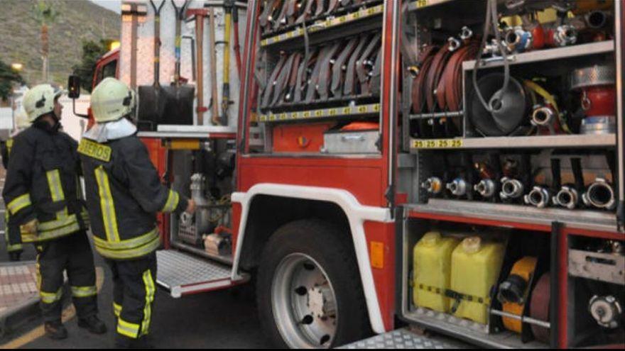 Bomberos de La Palma durante una intervención anterior.