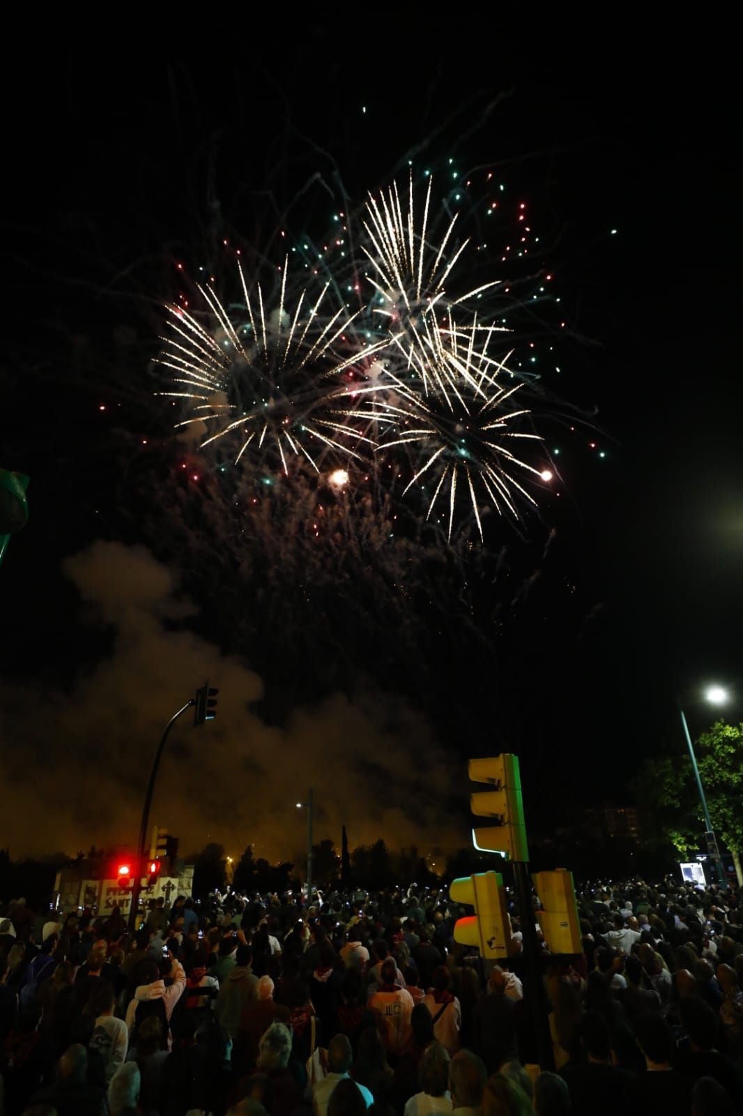 Los fuegos artificiales ponen un bonito broche final a las Fiestas del Pilar 2025