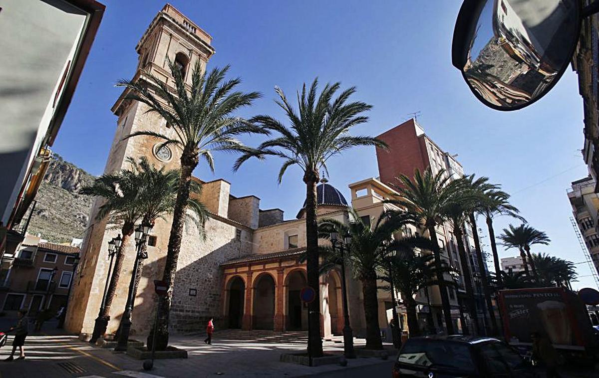 La parroquia de los Santos Juanes de Cullera. | V. M. PASTOR