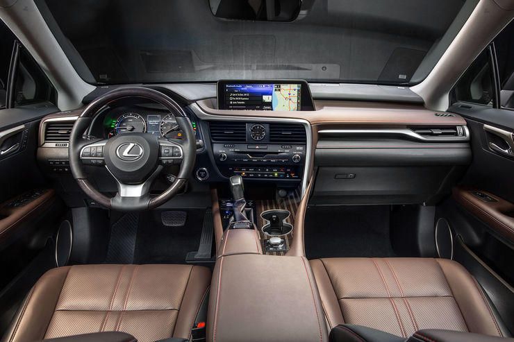 El SUV de la marca nipona destaca con un interior de primera calidad y gana espacio después de una remodelación del diseño tanto por fuera como por dentro