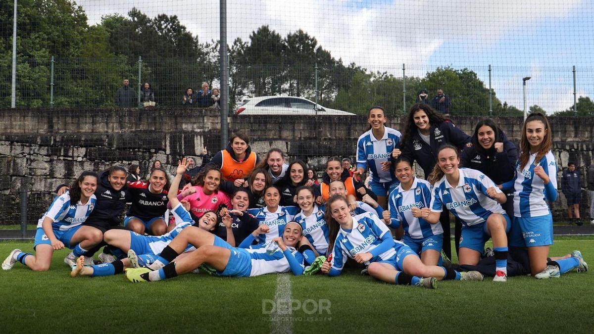 El Dépor Abanca B celebrando la victoria