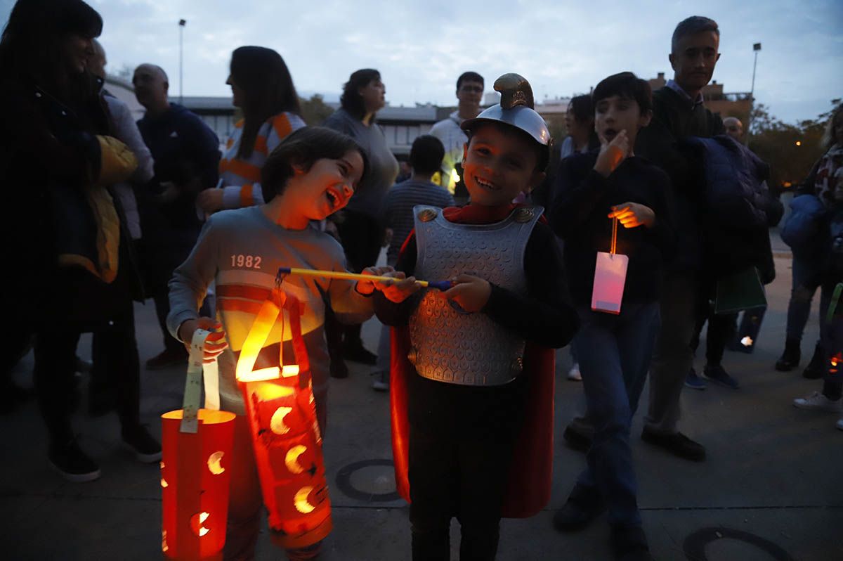 El CEIP Al Ándalus celebra su Sankt Martin por las calles de Vista Alegre