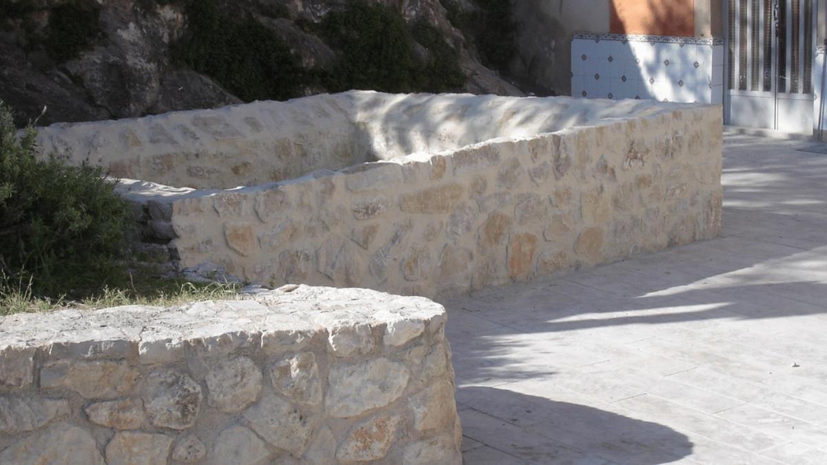 Vestigios del refugio antiáreo de Sant Jordi-Trinquet en Xàtiva.