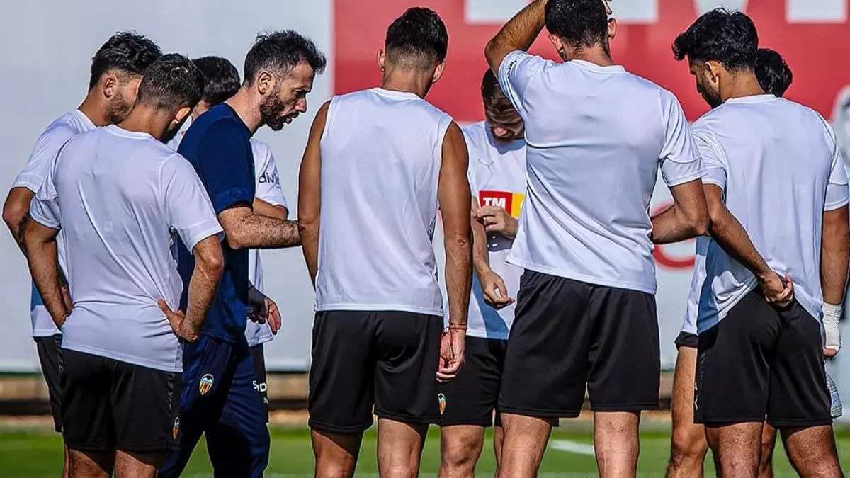 Las dos palabras más repetidas en el vestuario del Valencia durante el parón