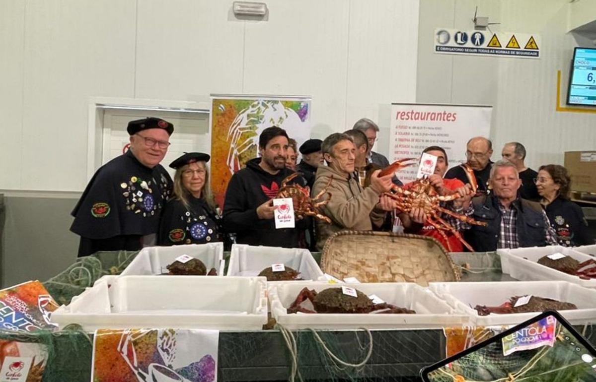 La entrega de premios del concurso de centollos vivos celebrada el año pasado. |   //  FDV