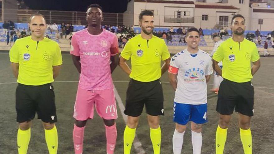 El Tenerife B se pone primero