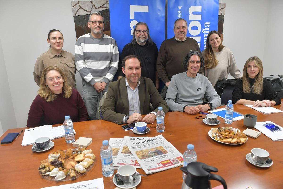El jurado de la Gala del Deporte, reunido en la sede de LA OPINIÓN.