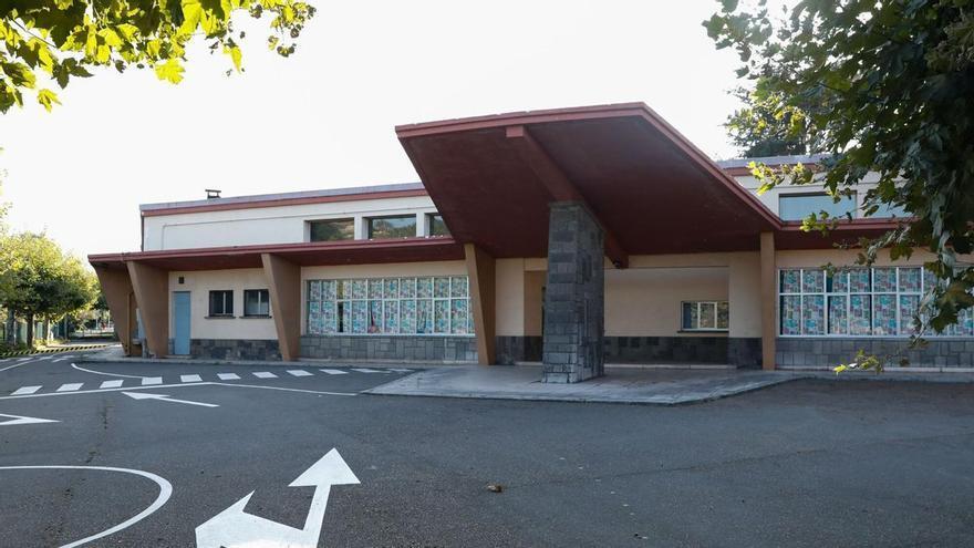 El Principado adjudicará en septiembre la sustitución de la cubierta del colegio de Llaranes por 542.083 euros