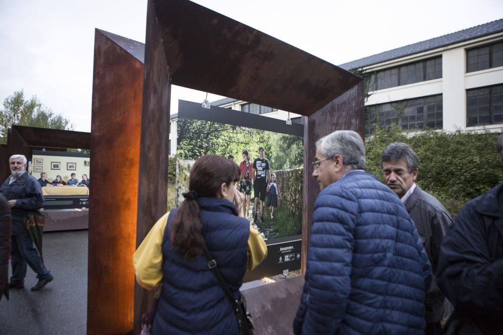 Premios Princesa de Asturias: Alejandro Portes visita la exposición fotográfica "Integrantes" en La Vega