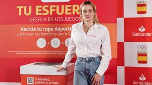 La nadadora olímpica Mireia Belmonte participa en la presentación del proyecto común por la sostenibilidad ante los Juegos de París del COE y el Banco de Santander este martes en la sede del COE en Madrid