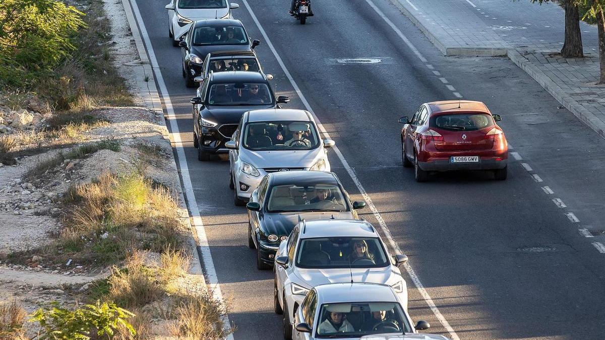 Algunas pantallas que informan sobre la calidad del aire en la zona de bajas emisiones de Alicante han dejado de funcionar antes de entrar en funcionamiento