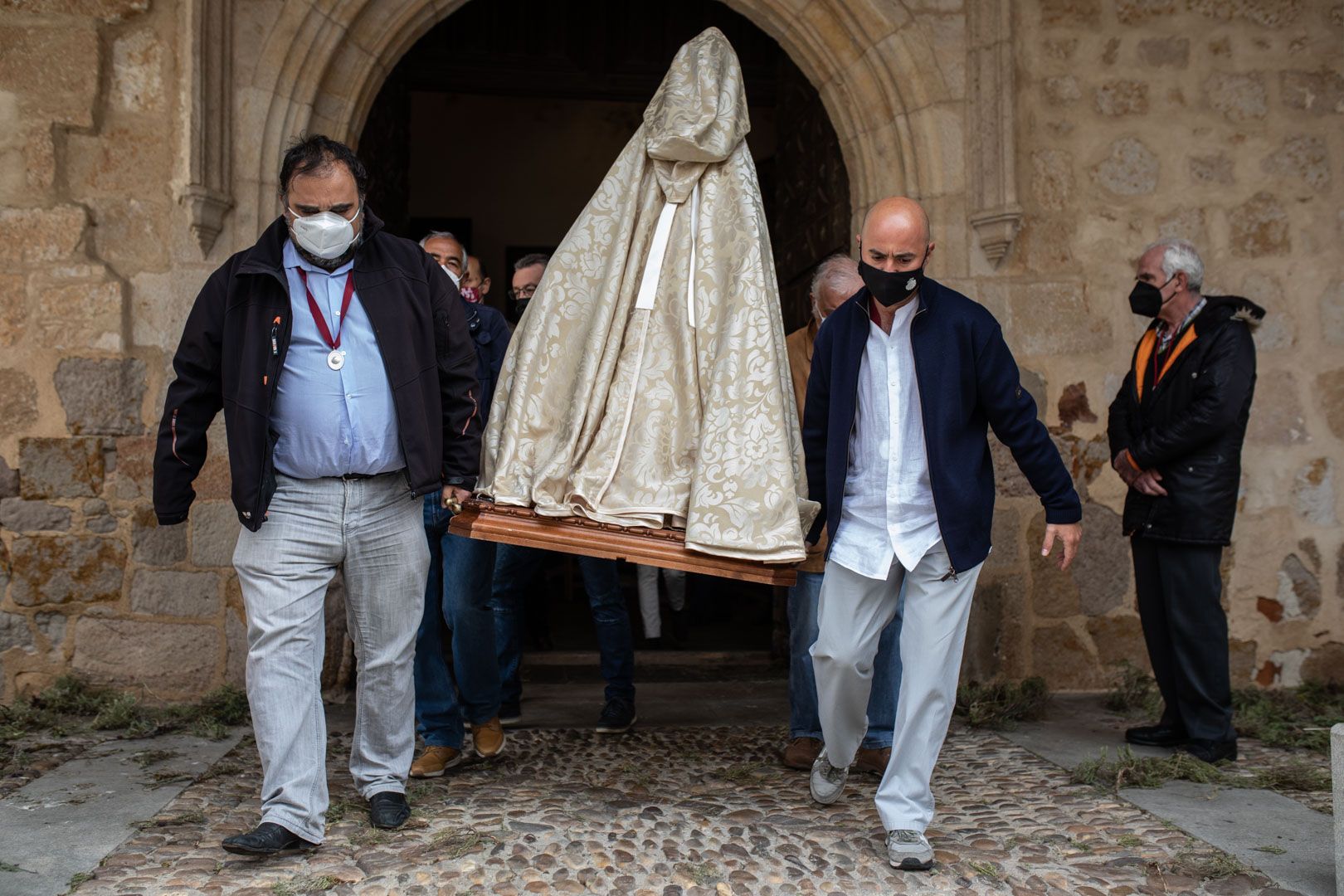 GALERÍA | Las mejores imágenes de la segunda romería de La Hiniesta en pandemia