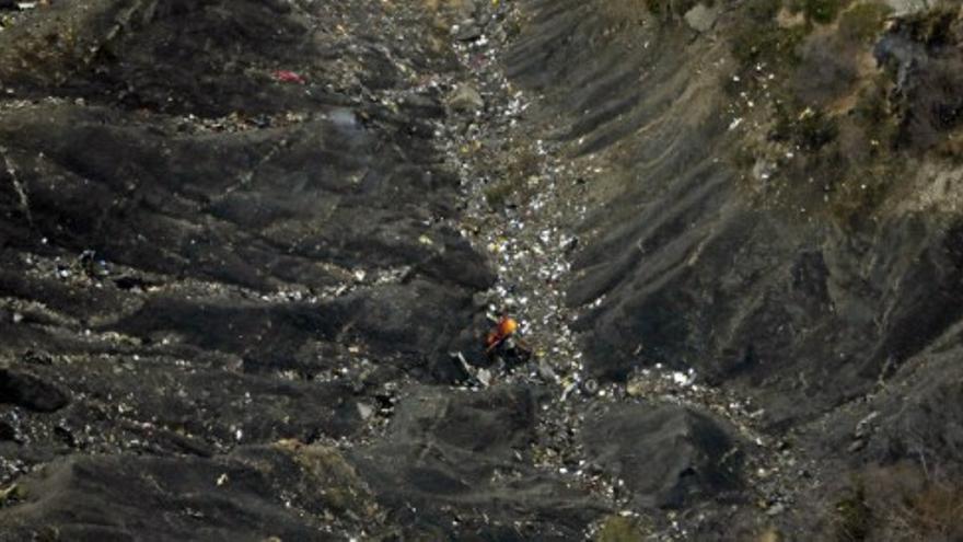 Accidente de avión: primeras imágenes de la 'zona cero'