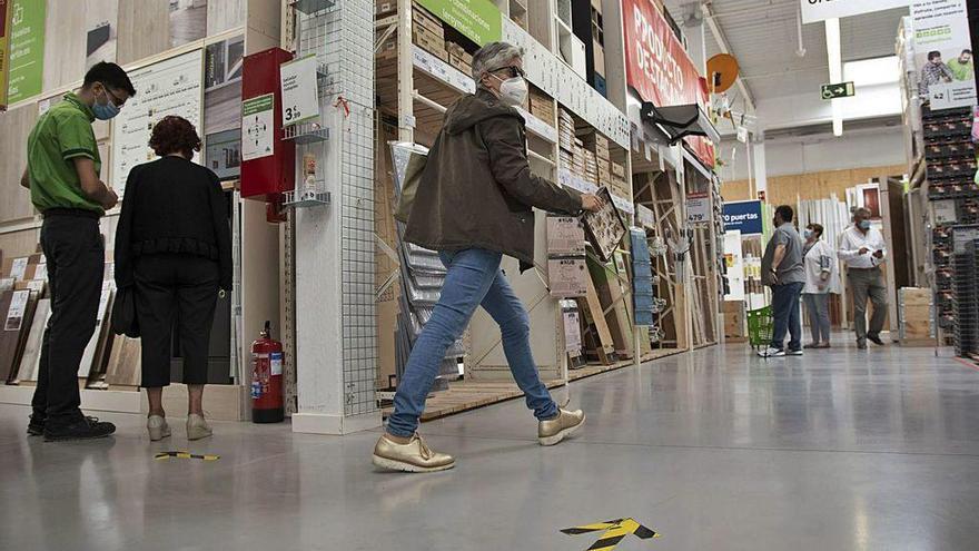 Circuito para clientes en un establecimiento comercial de Zamora.