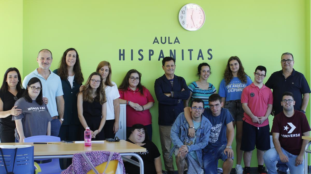 La inauguración del Aula Hispanitas de Petrer.