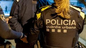Una festa d’un esplai a Ciutat Vella acaba amb dos detinguts, gas pebre i ferits