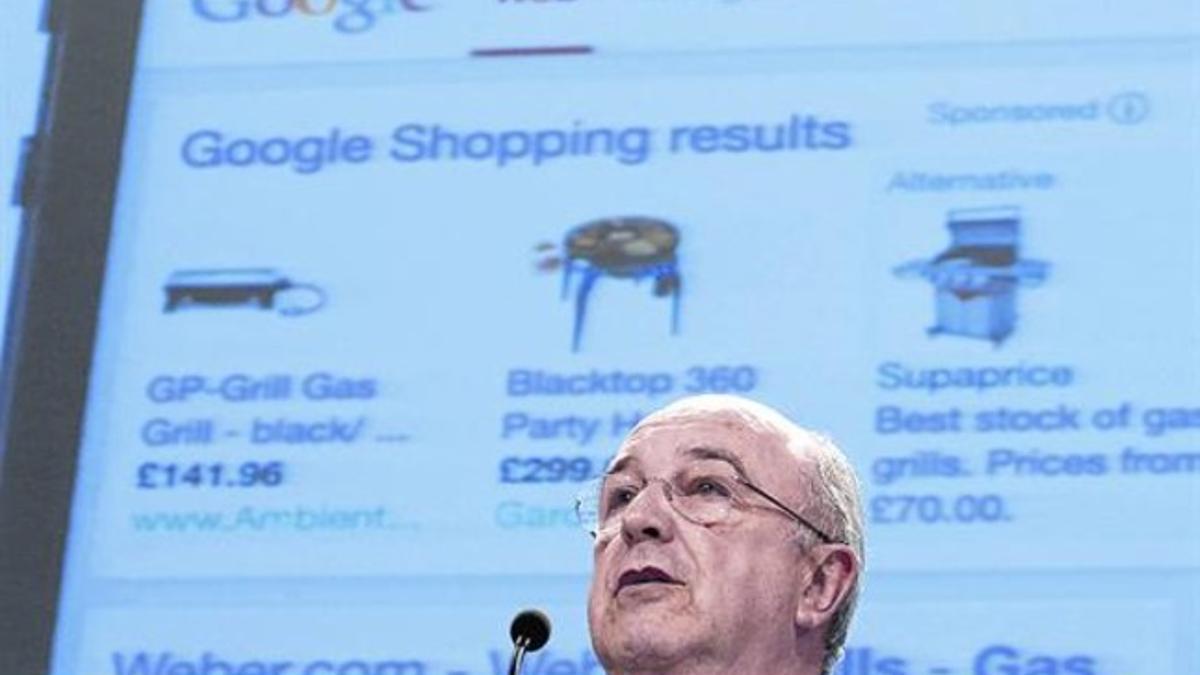 Almunia explica en Bruselas las concesiones ofrecidas por Google, ayer.