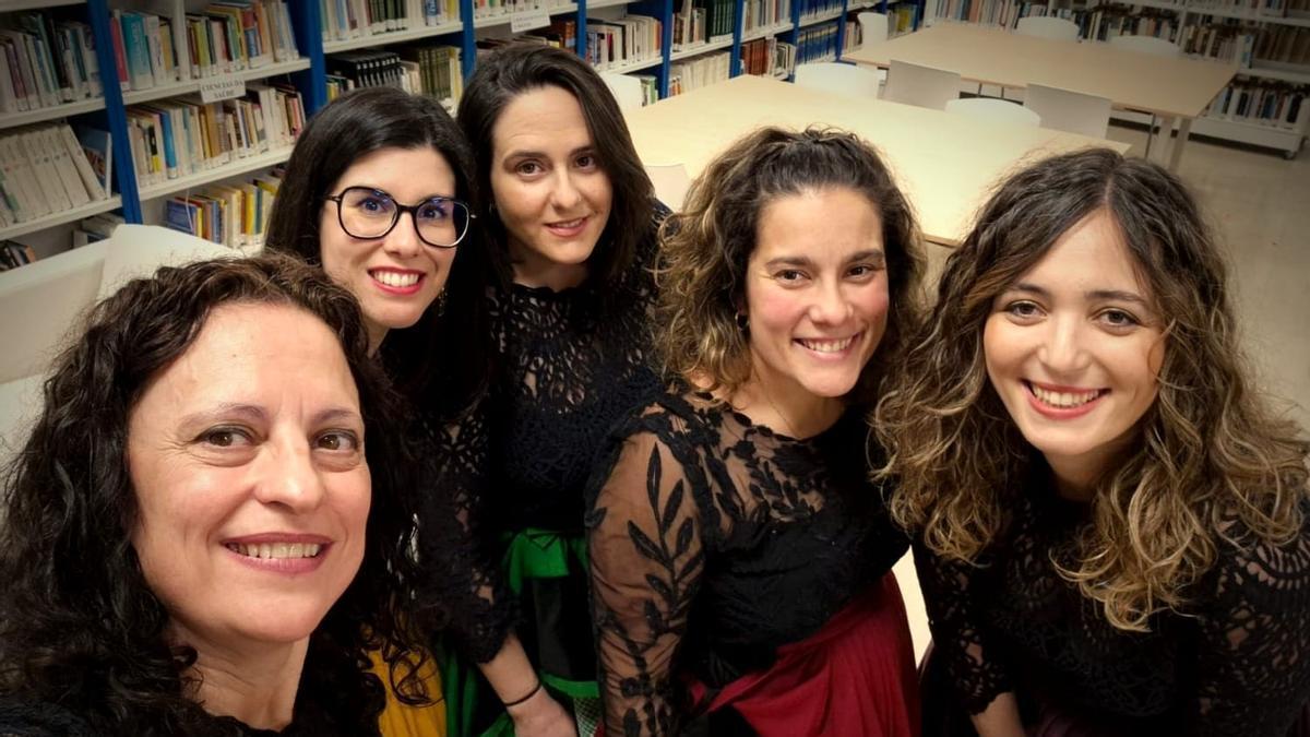 Integerantes do grupo musical Maianas