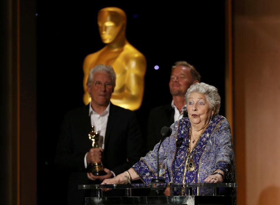 Film editor Anne V. Coates speaks on stage after ...