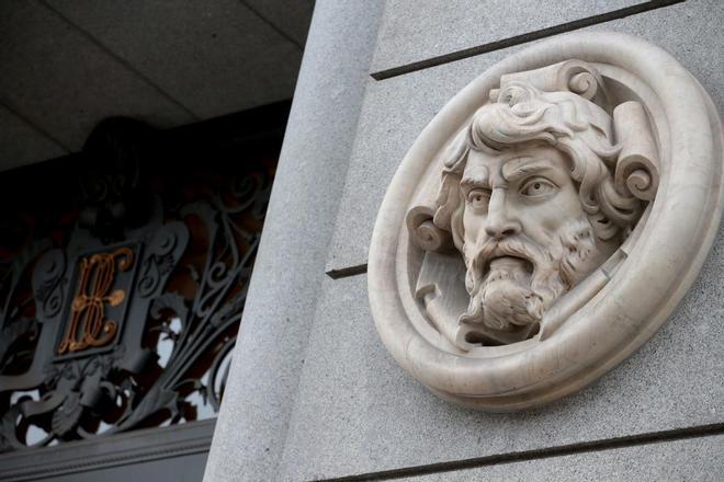 Los préstamos al consumo se disparan un 11,3% en abril y empujan el crédito familiar