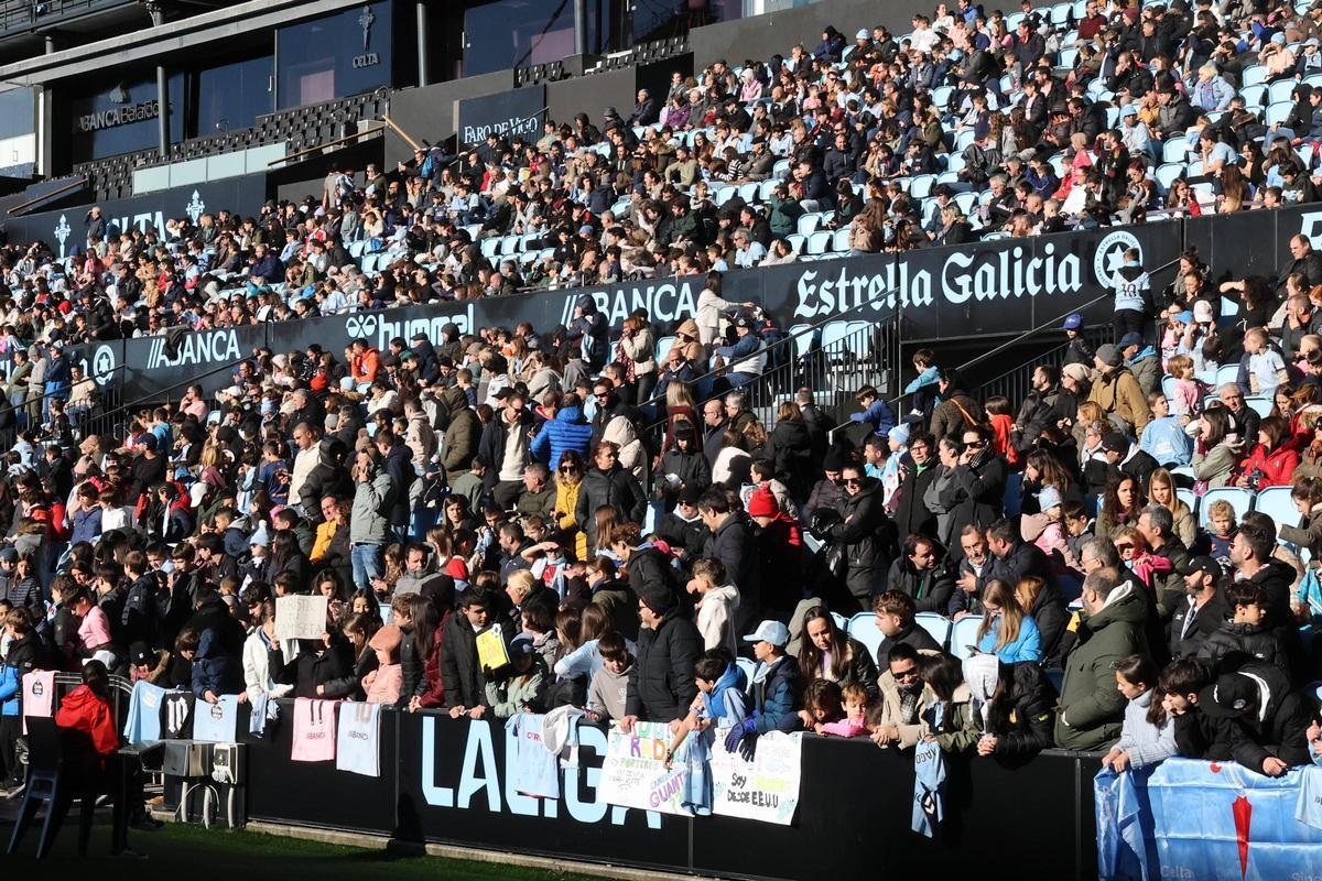 Un regalo de los 'Reyes Celestes': fiesta en el entreno a puertas abiertas en Balaídos