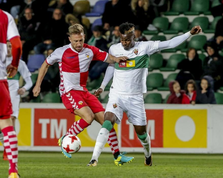 La derrota del Elche ante el Sabadell en imágenes