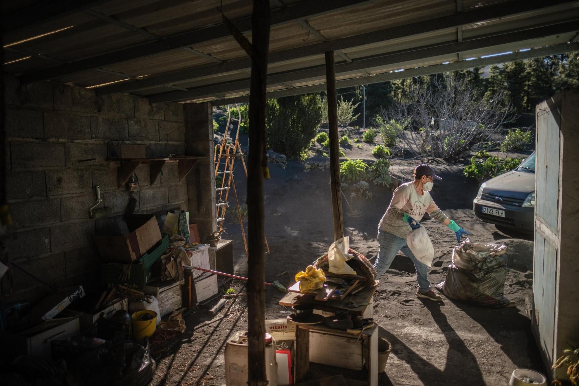 Regreso a sus hogares de los desplazados por el volcán de La Palma