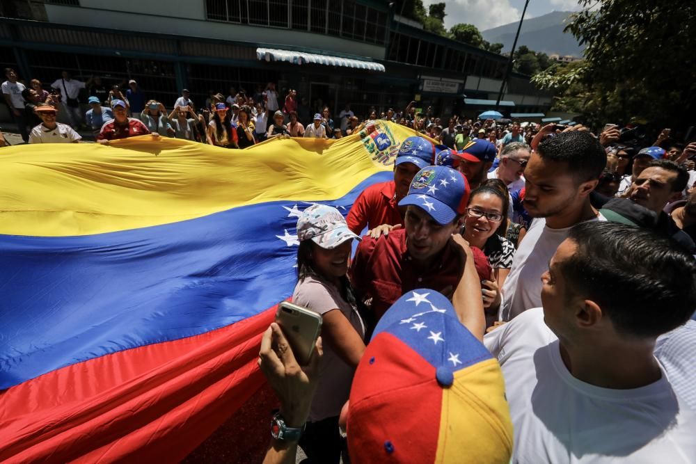 Los venezolanos votan en masa contra la Asamblea Constituyente de Maduro