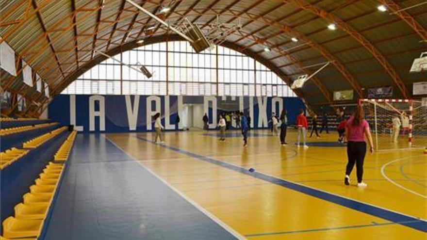 La Vall d&#039;Uixó avanza el segundo polideportivo ante las críticas por falta de horarios